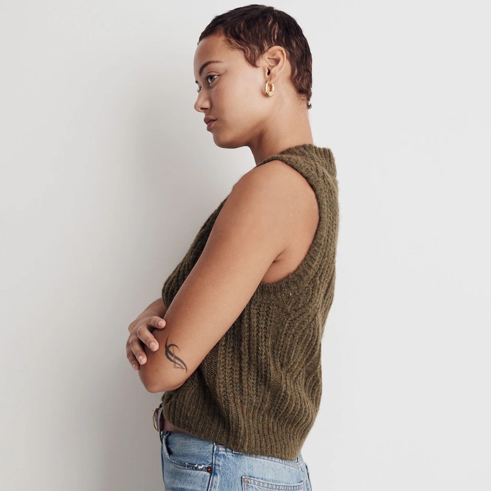 Madewell Pointelle Knowe Sweater Vest in Heather Basil NWT - Picture 2 of 6